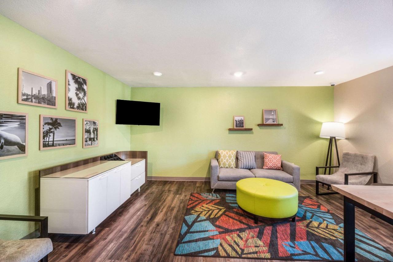 Woodspring Suites Брадентън Екстериор снимка