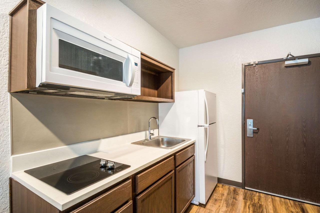 Woodspring Suites Брадентън Екстериор снимка