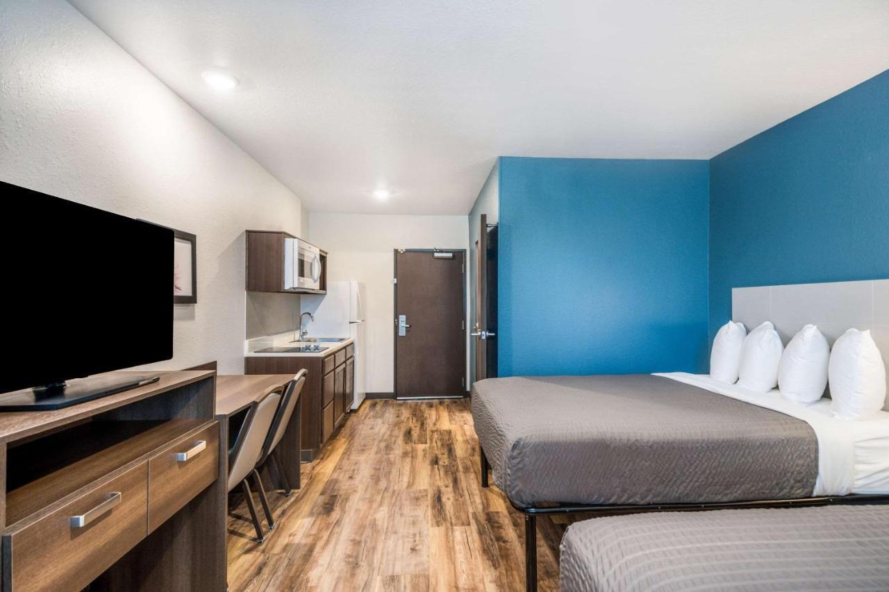 Woodspring Suites Брадентън Екстериор снимка