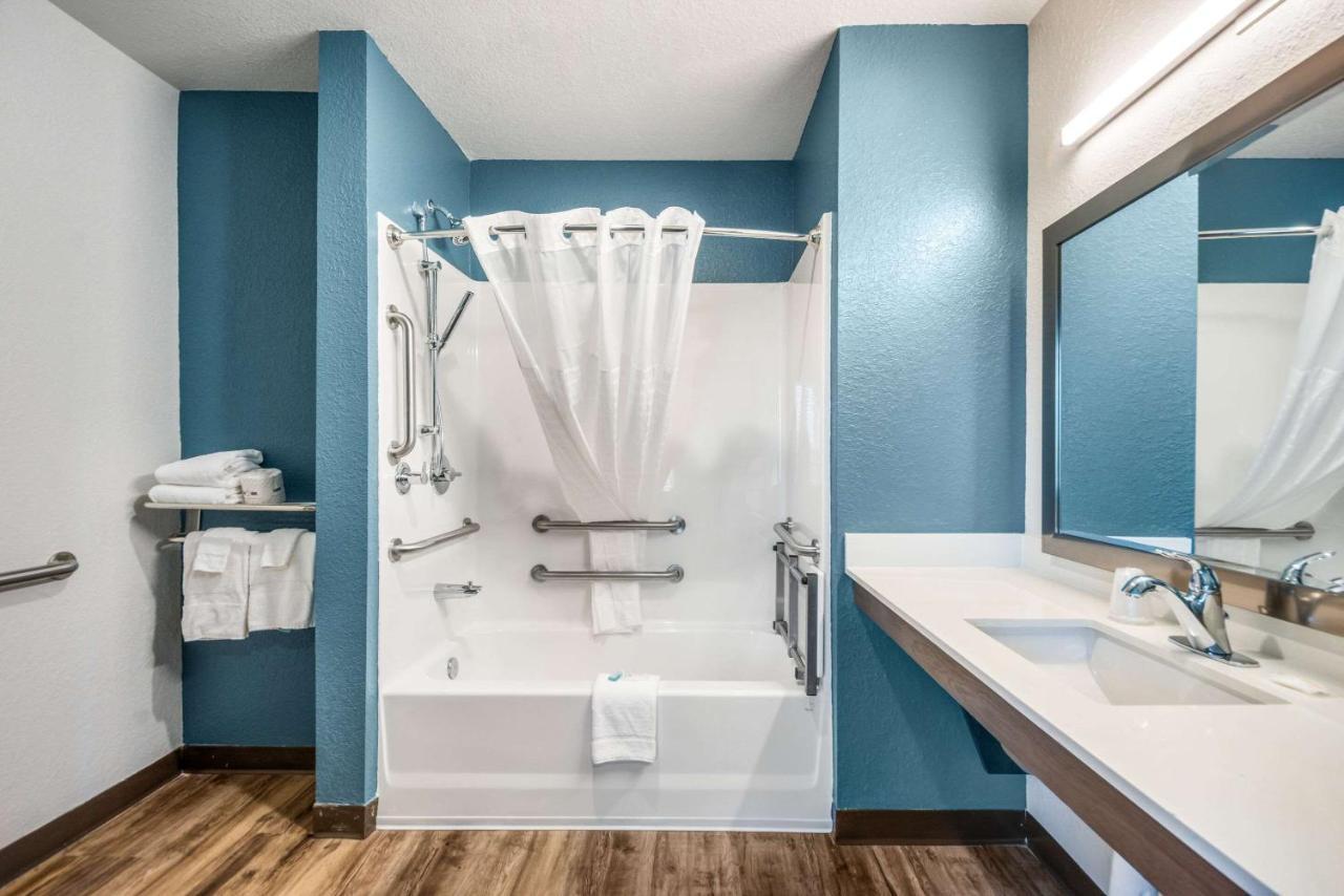 Woodspring Suites Брадентън Екстериор снимка